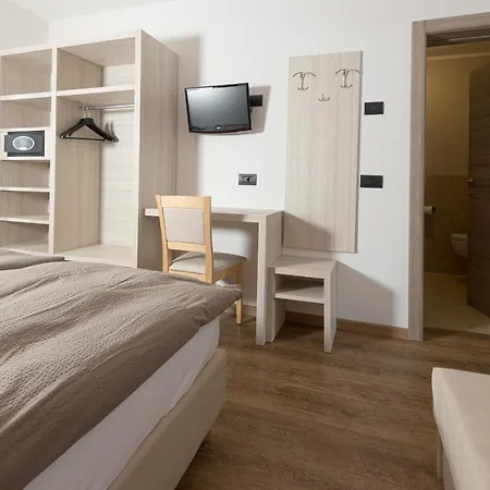 Apartman Belvedere Bondi & Teola - Abar